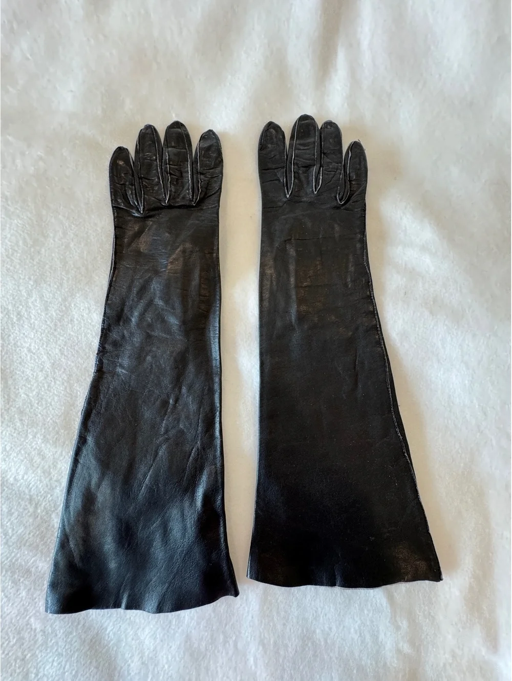 Vintage Ladies Opera Length Black Leather Gloves size 6